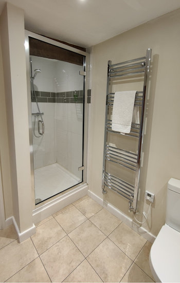 Bathroom 3, Monkhall 2 Holiday Cottage, Herefordshire